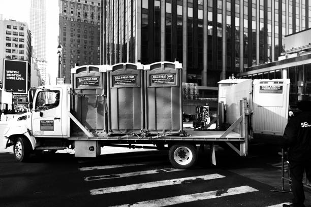 Best Portable toilet rental cost  in Langley, WA